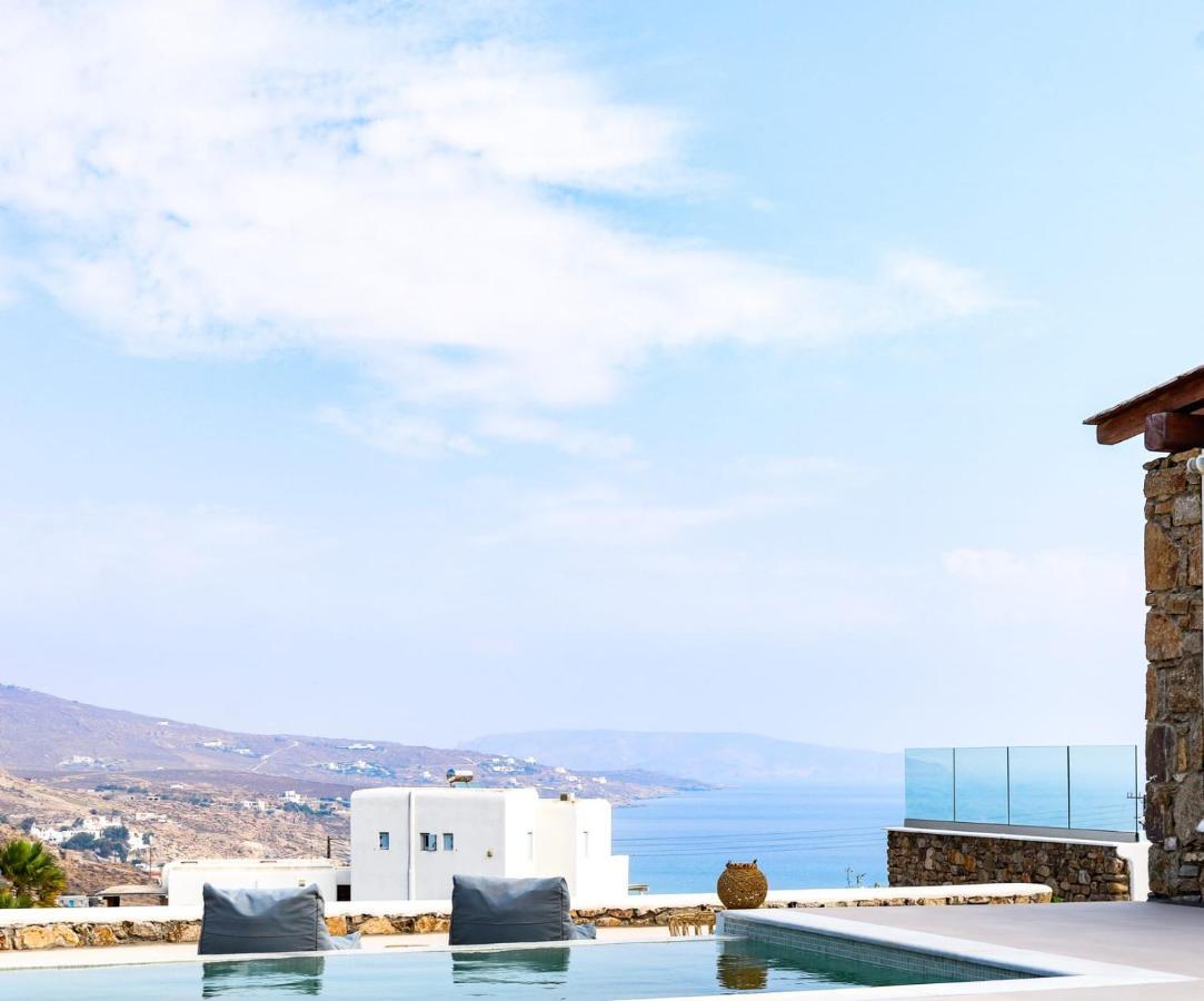 Mykonian Luxury Light Blue With Private Pool Herberg Kalafatis